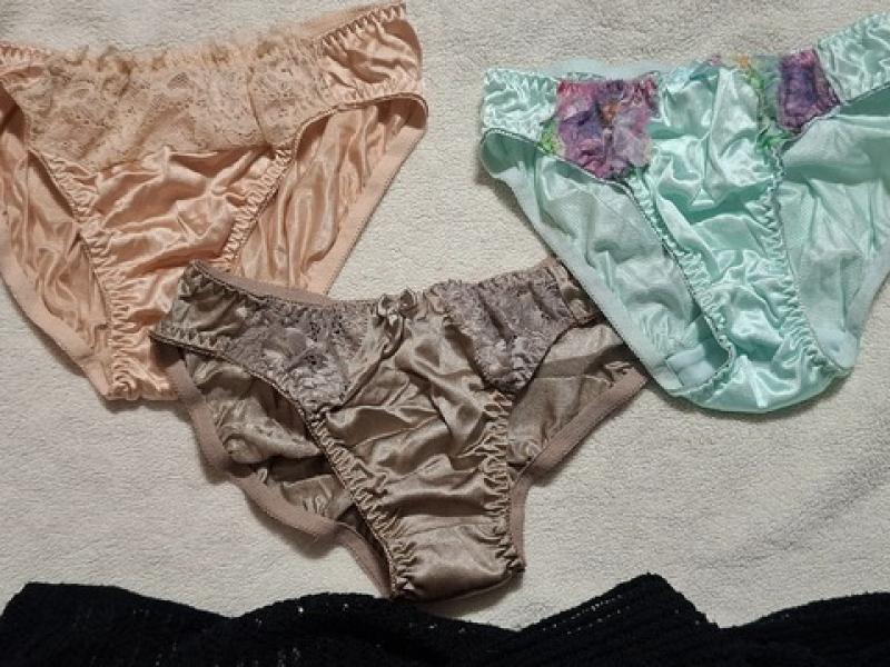 出品者名-写真